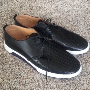 Men’s shoes